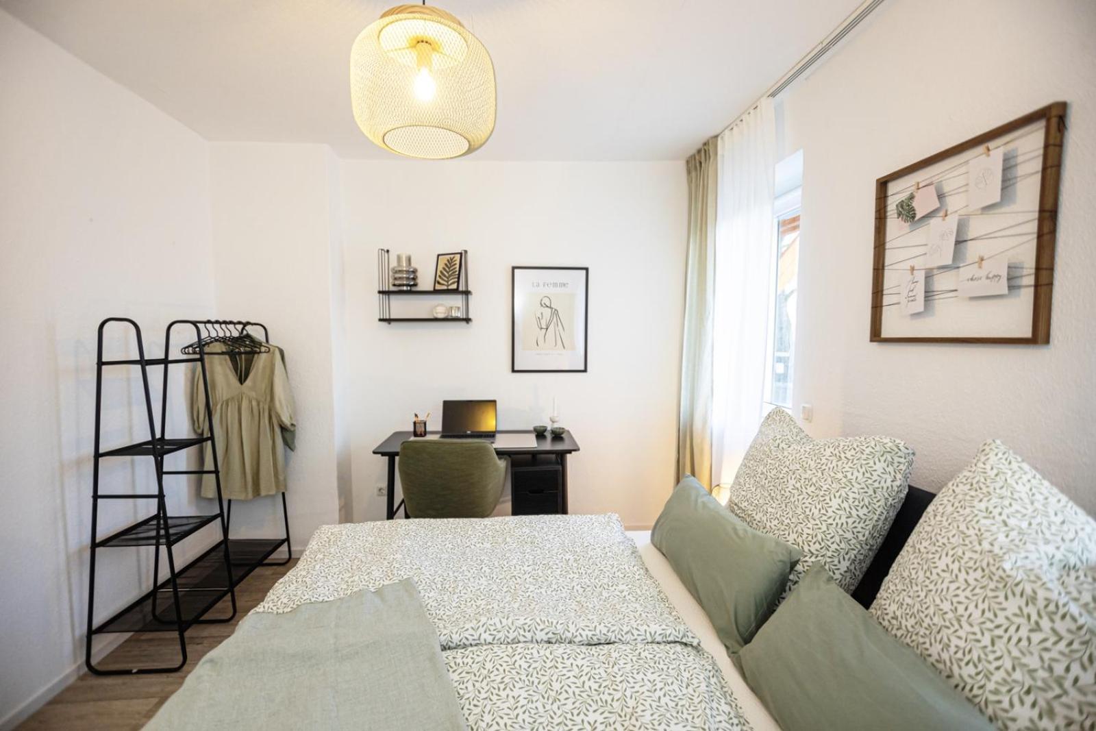 Blossfeld-Apartments Geraeumige Stadtoase Mitten Im Zentrum Mit 3 Schlafzimmern, Gratis Parkplatz, W-Lan, Netflix Jena Exterior foto
